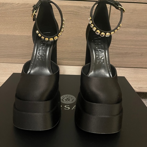 Versace Medusa Aevitas platforms - Picture 8 of 9